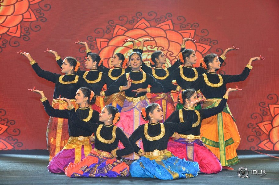 KGF-Movie-Pre-Release-Function-Photos